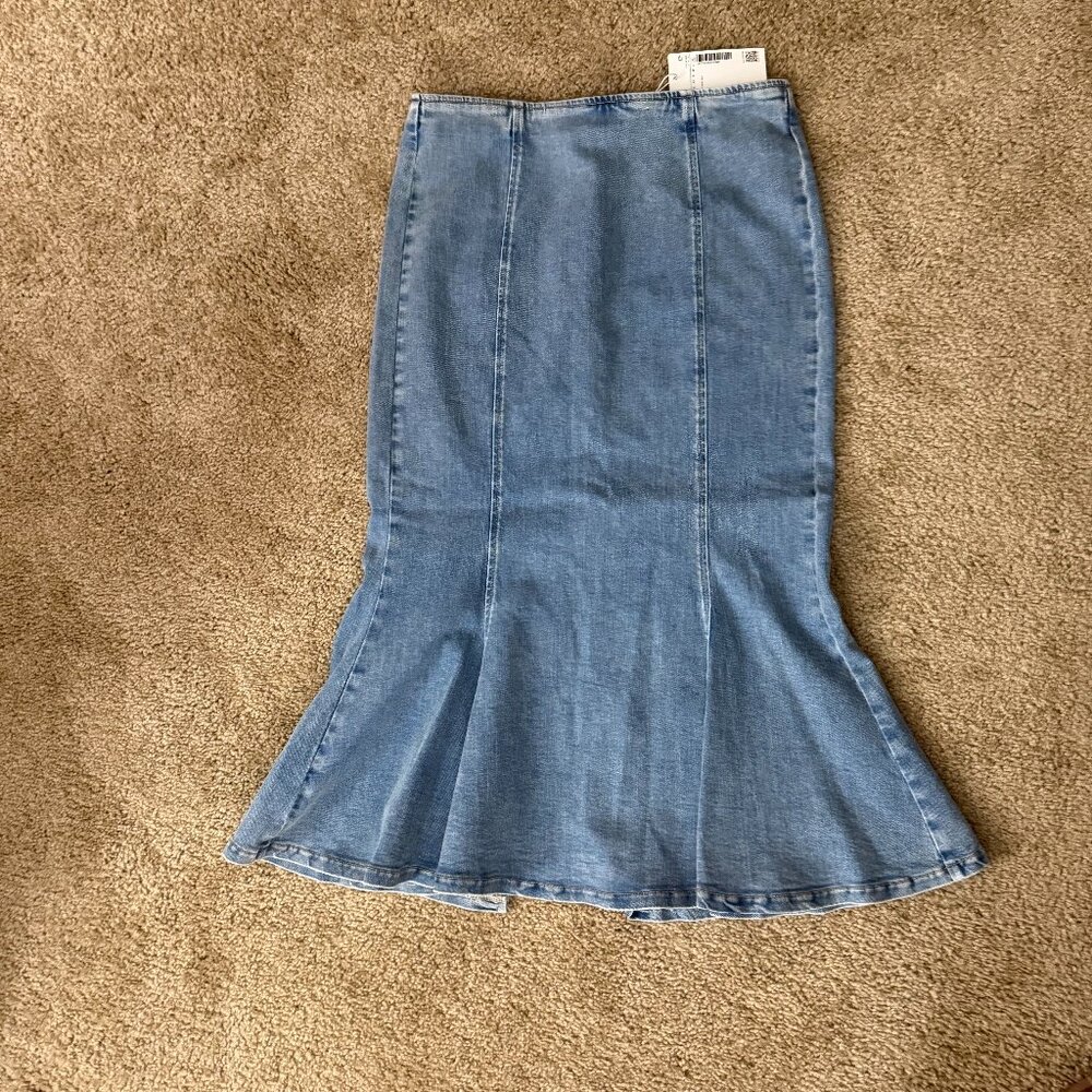 NWT Women's  Denim Skirt